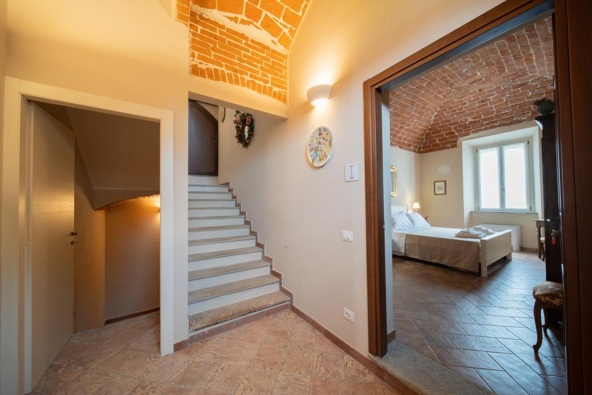 Terruggia Cascina Baronina Bed & Breakfast エクステリア 写真